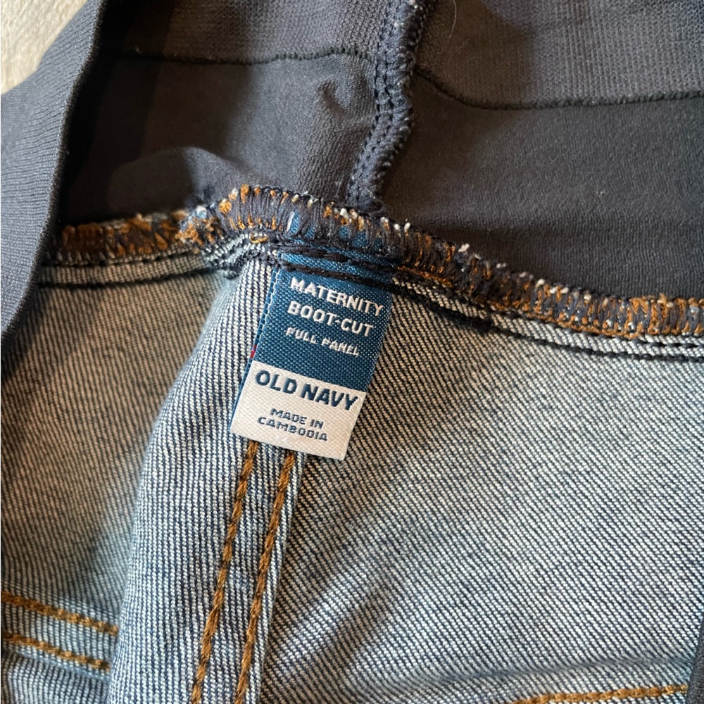 2 Pair Old Navy Full Panel Bootcut Maternity Jean… - image 2